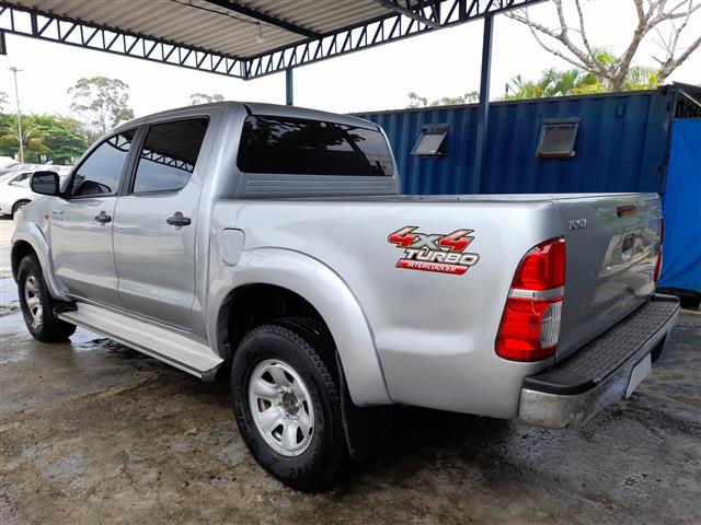 Hilux CD 4X4 2015